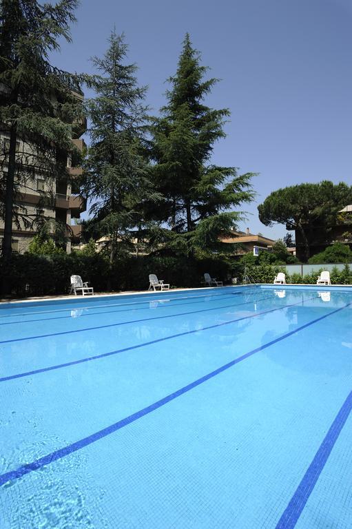 Residence Parco Salario Rome Extérieur photo